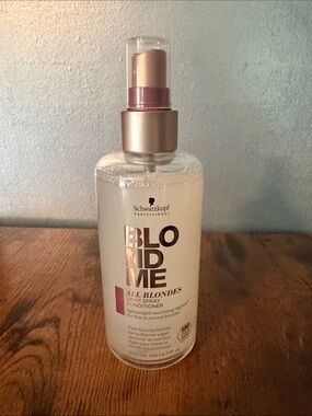 Schwarzkopf BlondMe All Blondes Light Spray Conditioner -  6.7 fl oz